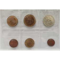 FINLAND 1965 . MINT SET . IN PLASTIC SLEEVE . NO WEAR ON COINS